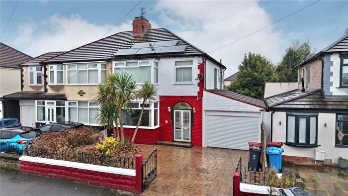 3 Bedroom Semi-Detached House For Sale In Yew Tree Road, Hunts Cross, Liverpool, Merseyside, L25