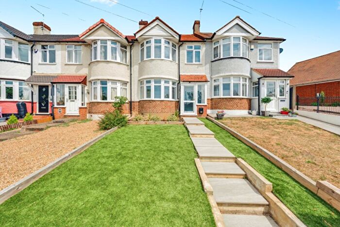 3 Bedroom Terraced House For Sale In Darenth Road, Dartford, Kent, DA1