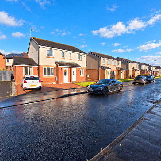 3 Bedroom Semi-Detached House To Rent In Harris Drive, Glasgow, G60