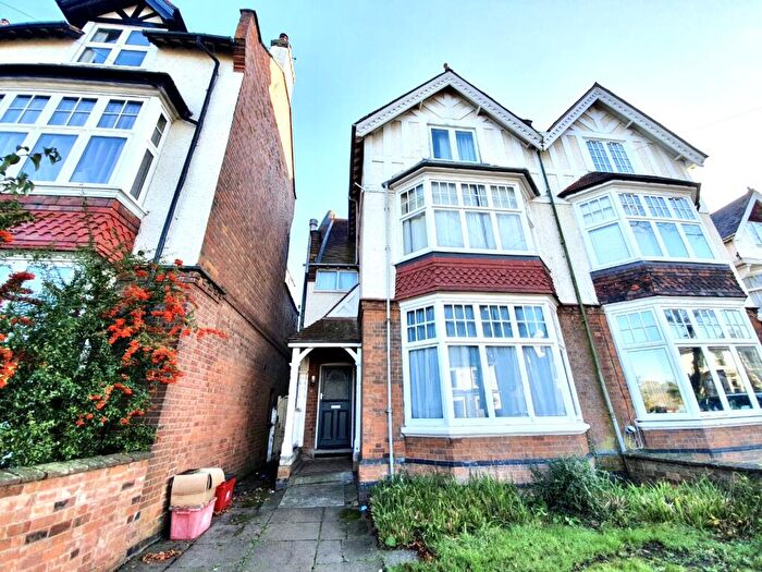 10 Bedroom Detached House To Rent In Adelaide Road, Leamington Spa, CV31