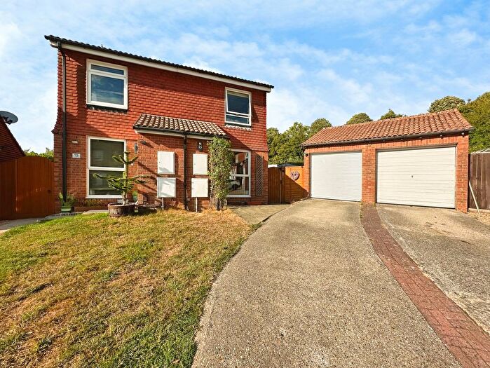 2 Bedroom Semi-Detached House For Sale In Scarlatti Road, Basingstoke, Hampshire, RG22