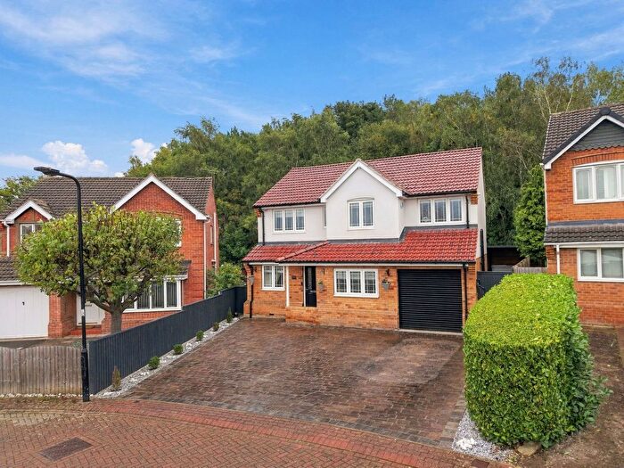 4 Bedroom Detached House For Sale In Chandler Grove, Treeton, Rotherham, S60