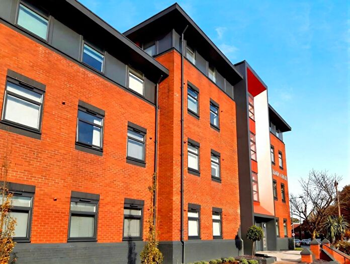 1 Bedroom Flat For Sale In Wagon Lane, Birmingham, B26