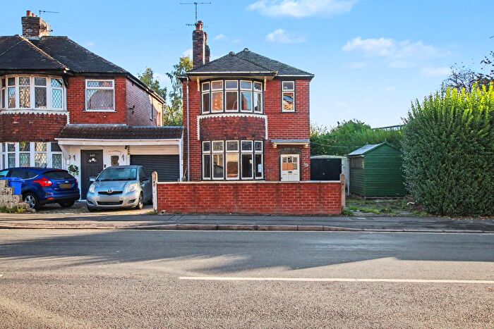 3 Bedroom Detached Bungalow For Sale In Victoria Road, Hanley, Stoke-On-Trent, ST1