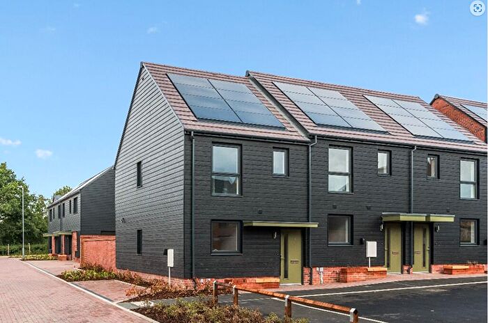 2 Bedroom End Of Terrace House To Rent In Charnwood Circle, Shenley Wood, Milton Keynes, MK5