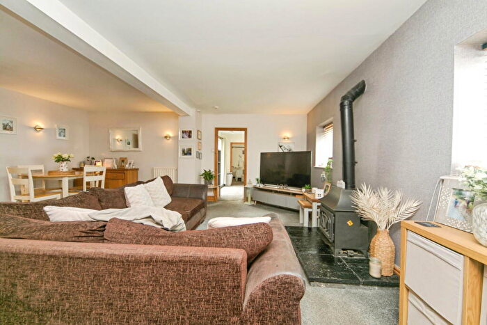 3 Bedroom Flat For Sale In Chapel Street, Llandudno, LL30