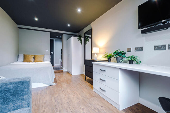 Studio To Rent In Flat, Upper New Walk, Leicester, LE1