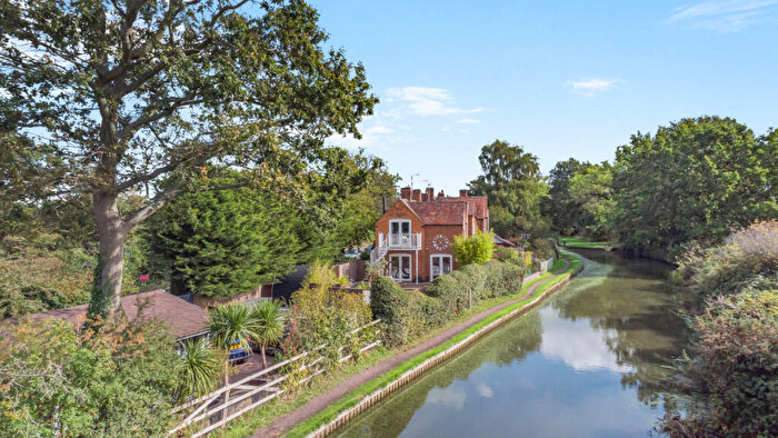 3 Bedroom Cottage For Sale In Jubilee Cottages, Old Warwick Road, Lapworth, Warwickshire, B94