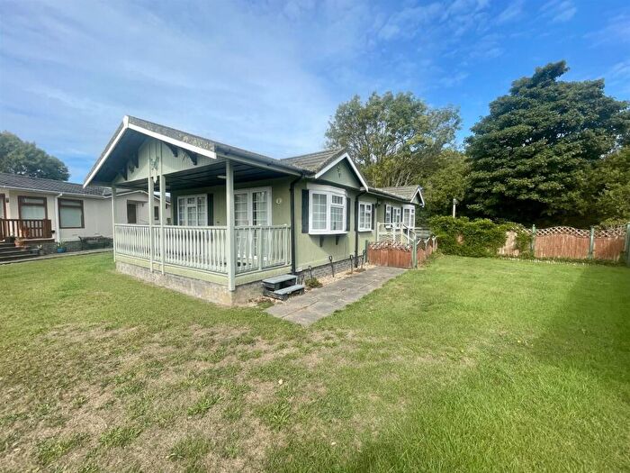 2 Bedroom Chalet For Sale In Llangoed, Beaumaris, LL58