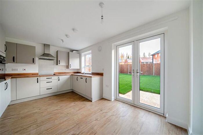 3 Bedroom Semi-Detached House To Rent In Bedroom Semi Detached House In Bairstow Road, Aylesford, ME20