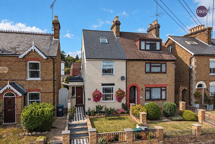 4 Bedroom Semi-Detached House To Rent In High Street, Rickmansworth, Hertfordshire, WD3