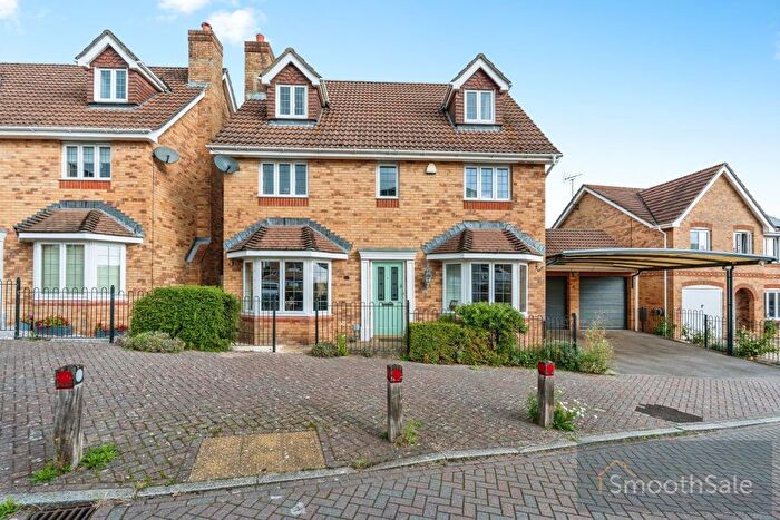 5 Bedroom Detached House For Sale In Kathryn Close, Southampton, SO40