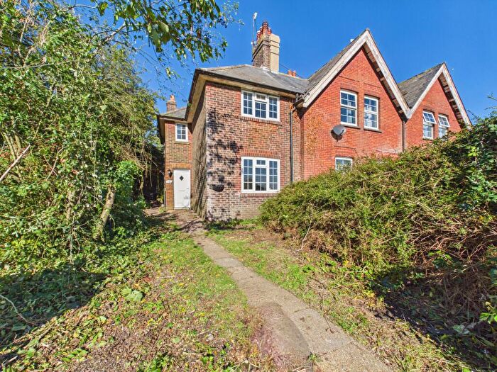 2 Bedroom End Of Terrace House To Rent In Eastbourne Road, Willingdon, BN20