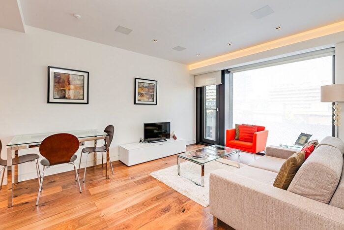 1 Bedroom Flat For Sale In Wood Street, London, EC2Y