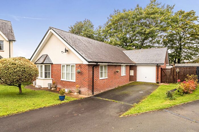 3 Bedroom Bungalow For Sale In Maes Y Ddawns, Llangadfan, Welshpool, Powys, SY21