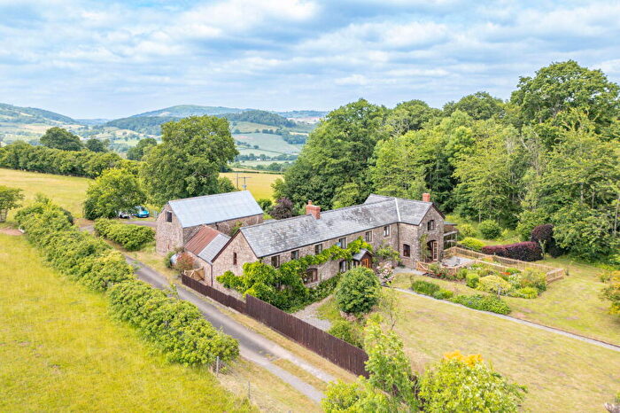 4 Bedroom Country House For Sale In Cae-Graig, Newcastle, Monmouth, NP25