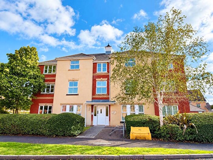 2 Bedroom Apartment For Sale In Silver Birch Way, Whiteley, Fareham, PO15