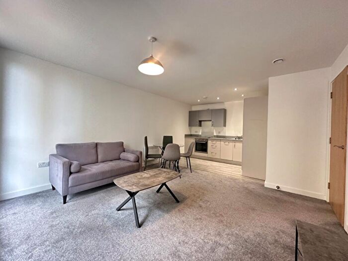 2 Bedroom Flat To Rent In Adelphi Wharf, Adelphi Street, Salford, Greater Manchester, M3