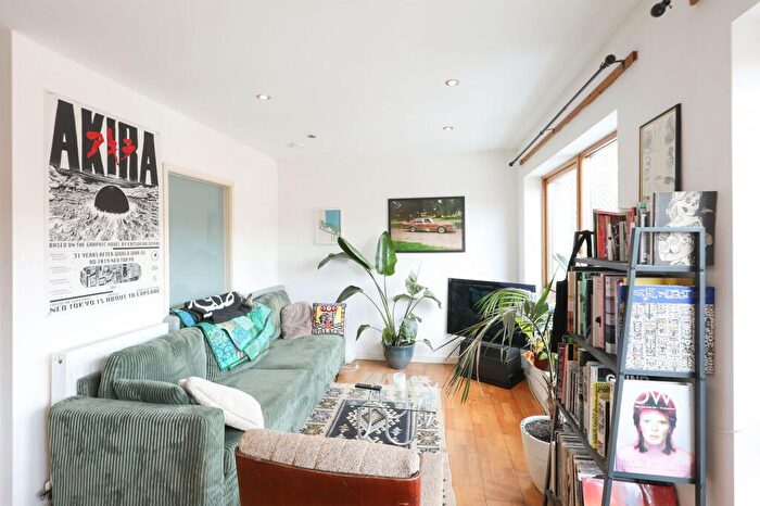 1 Bedroom Apartment For Sale In Mowbray Street, Sheffield, S3