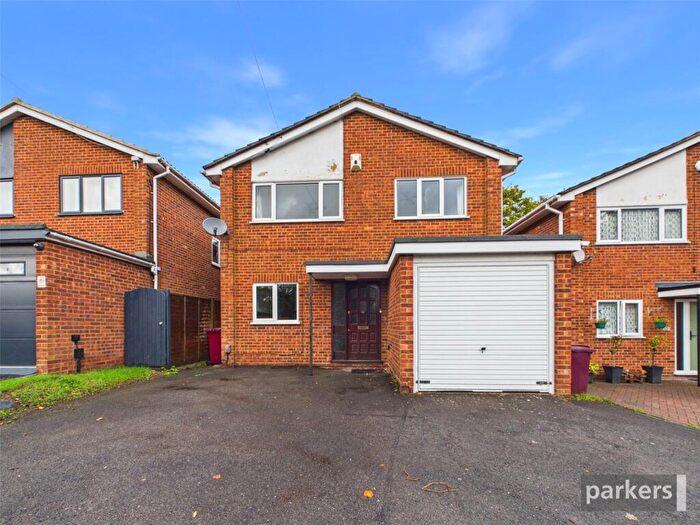 4 Bedroom Detached House To Rent In Berkeley Avenue, Reading, Berkshire, RG1