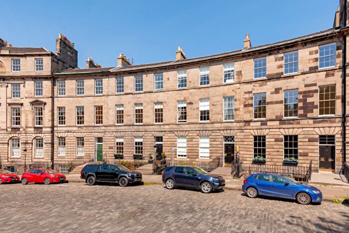 5 Bedroom Town House For Sale In Drummond Place, Edinburgh, EH3
