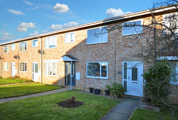 3 Bedroom Terraced House To Rent In Reynard Way, Kingsthorpe, NN2