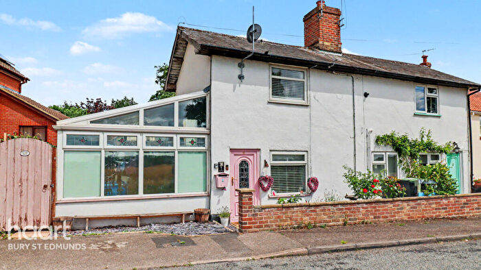 3 Bedroom Semi-Detached House For Sale In The Folly, Haughley, Stowmarket, IP14