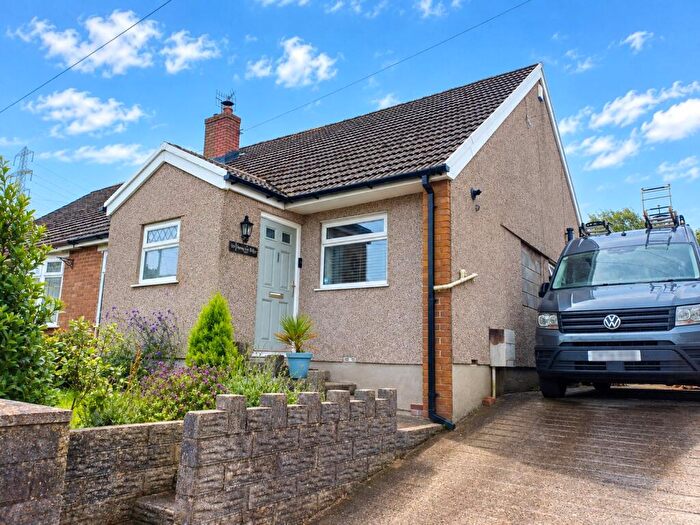 3 Bedroom Bungalow For Sale In High Street, Kenfig Hill, Bridgend, CF33