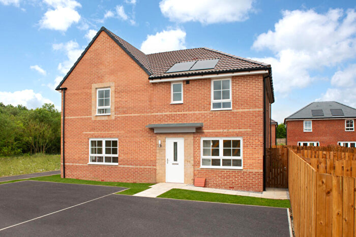 3 Bedroom End Of Terrace House For Sale In Inkersall Road, Chesterfield, Derbyshire, S43