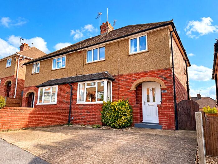 3 Bedroom Semi-Detached House To Rent In Pennings Avenue, Guildford, Surrey, GU2