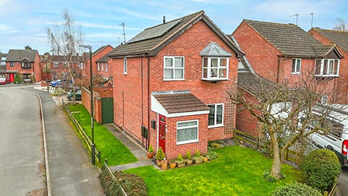3 Bedroom Detached House For Sale In Glenn Way, Shardlow, DE72