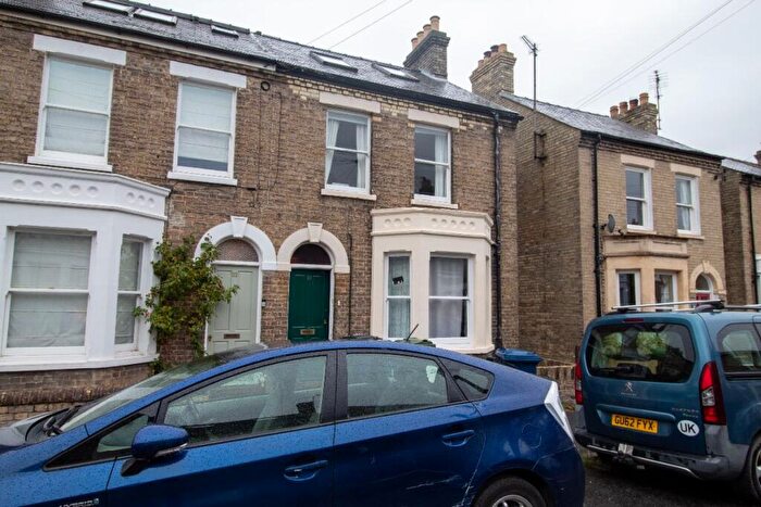 4 Bedroom Flat To Rent In Romsey Road, Cambridge, CB1