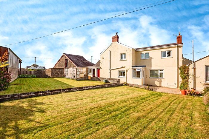 5 Bedroom Detached House For Sale In Blaenporth, Cardigan, Ceredigion, SA43