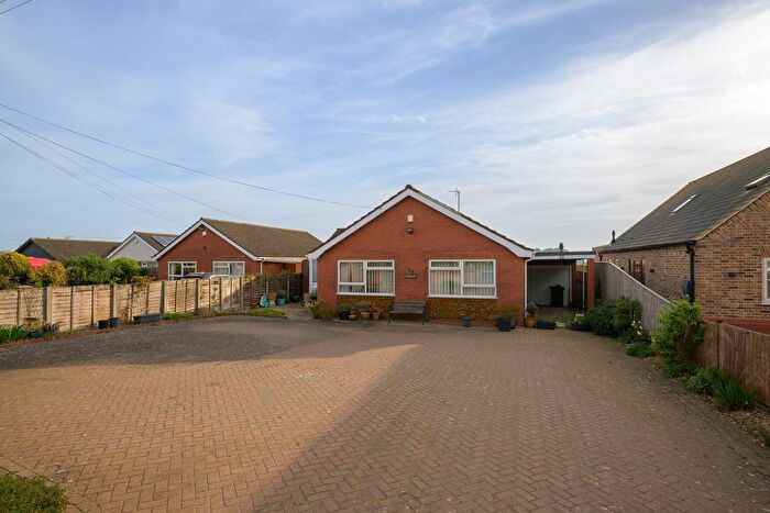 4 Bedroom Detached Bungalow For Sale In Little London, Long Sutton, Spalding, Lincolnshire, PE12