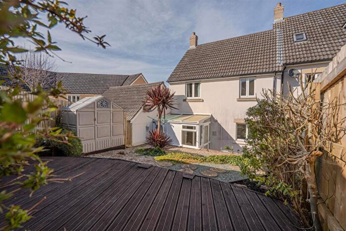 3 Bedroom Semi-Detached House For Sale In Biddiblack Way, Bideford, EX39