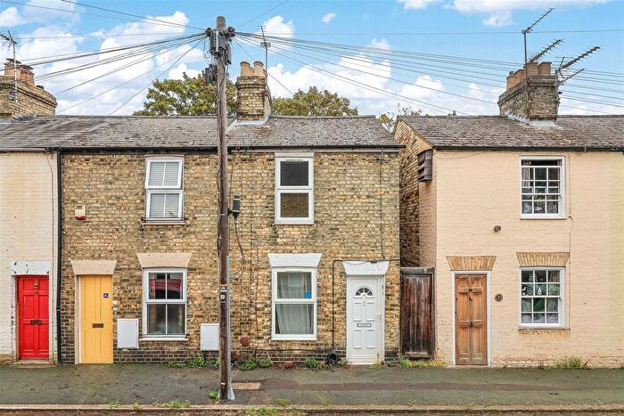 2 Bedroom End Of Terrace House For Sale In York Street, Cambridge, CB1