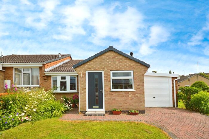 2 Bedroom Bungalow For Sale In Chiltern Road, Swadlincote, Derbyshire, DE11