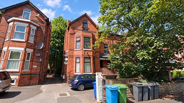 2 Bedroom Apartment To Rent In Clyde Road, West Didsbury, M20