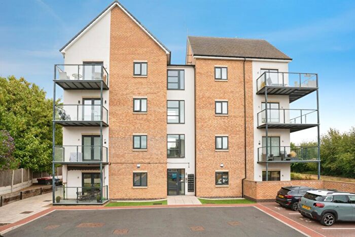 2 Bedroom Apartment For Sale In Scholeys Wharf, Mexborough, S64