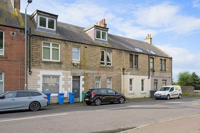 3 Bedroom Flat For Sale In Main Street, Newmills, KY12