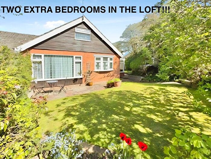 2 Bedroom Semi-Detached Bungalow For Sale In Hunter Place, Louth, LN11