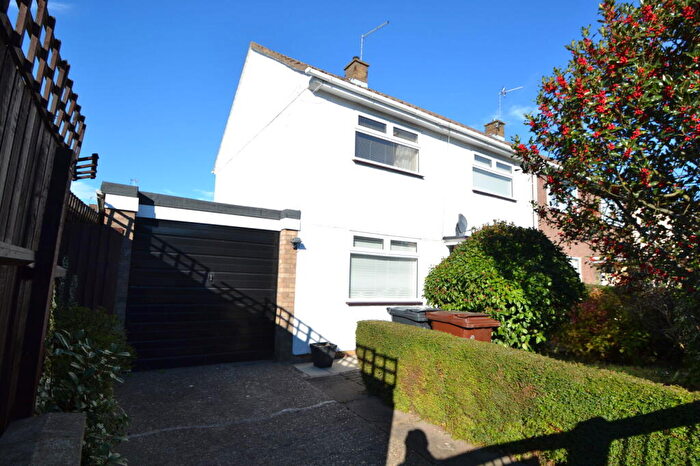 3 Bedroom End Of Terrace House For Sale In Stuart Road, Corby, NN17