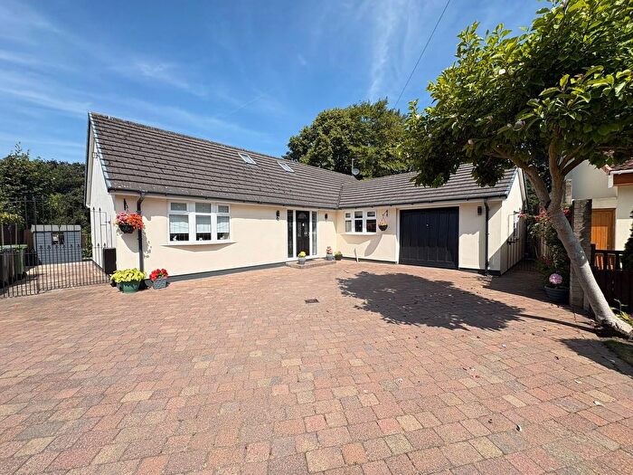 3 Bedroom Bungalow For Sale In Colbern Close, Maghull, L31