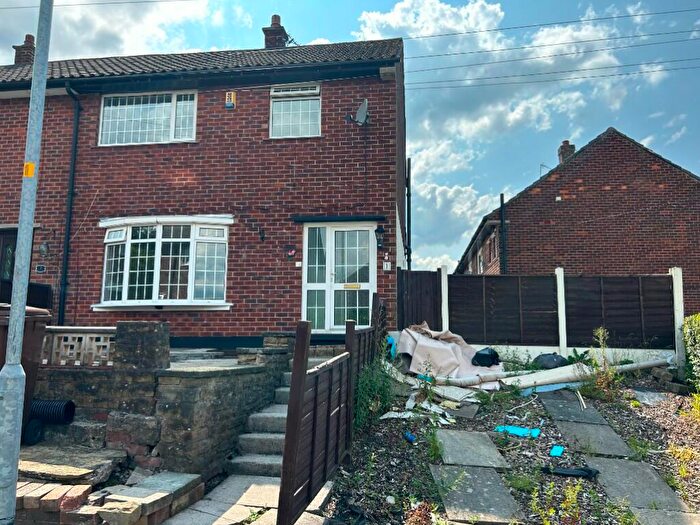 3 Bedroom Terraced House To Rent In Critchley Close, Hyde, SK14