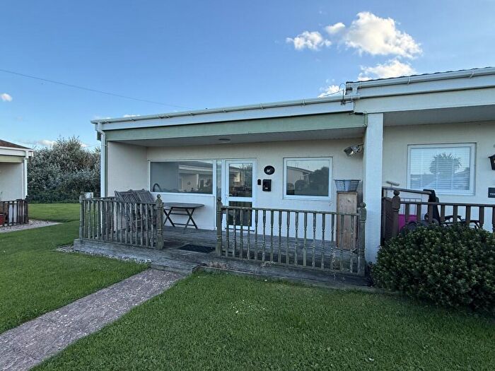 2 Bedroom Bungalow For Sale In Rainbows End Park, Mill Lane, Bacton, Norfolk, NR12