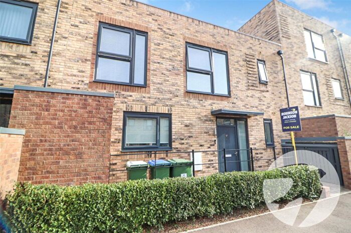4 Bedroom Terraced House For Sale In Loampit Road, Erith, DA8