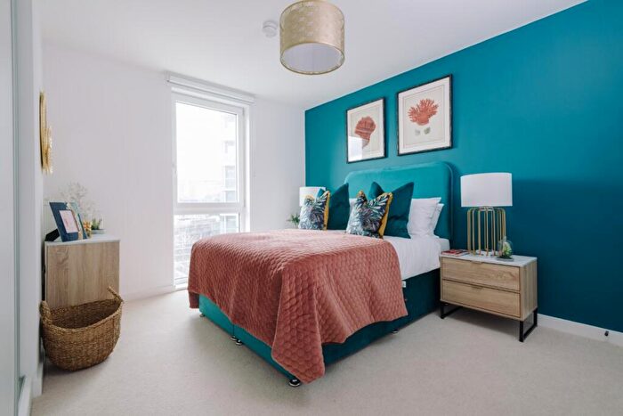 2 Bedroom Apartment To Rent In The Filaments, Salford Salford, M3