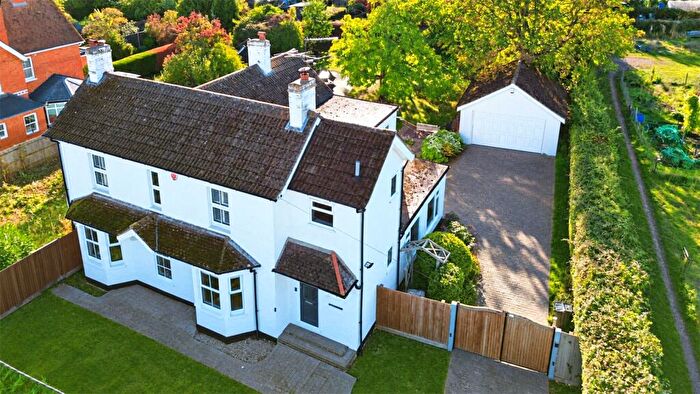 4 Bedroom Detached House For Sale In Church Lane, Three Mile Cross, Reading, Berkshire, RG7