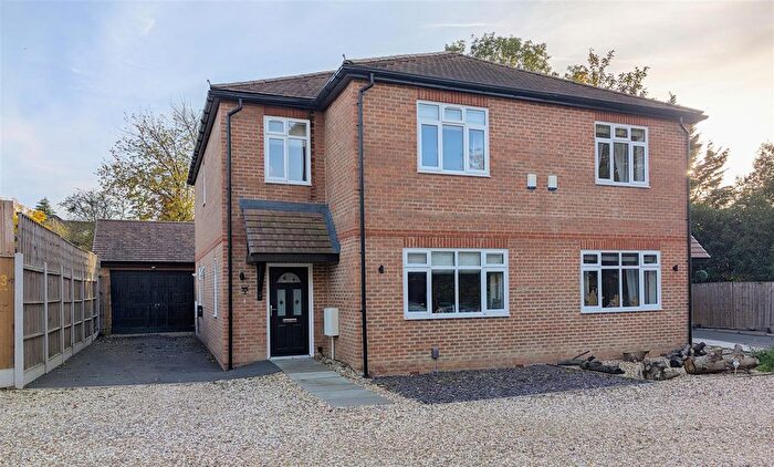 4 Bedroom Semi-Detached House For Sale In Bridge Field Court, Stroud Road, Gloucester, GL4
