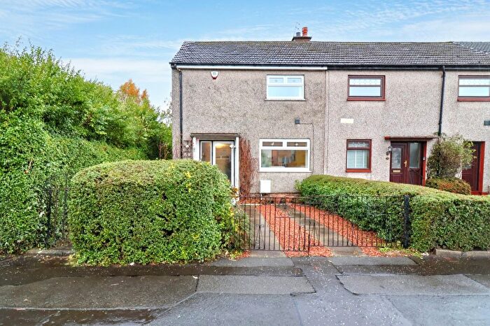 2 Bedroom End Of Terrace House For Sale In Vennacher Road, Renfrew, Renfrewshire, PA4